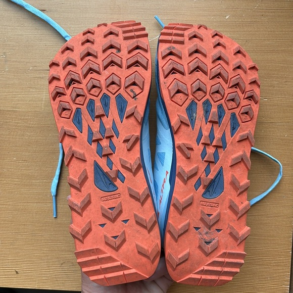 Altra Lone Peak 7 Women’s Trail Running Shoes - Picture 8 of 8